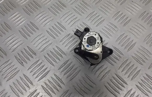 Mercedes-Benz A W168 Central body control module A1688201542
