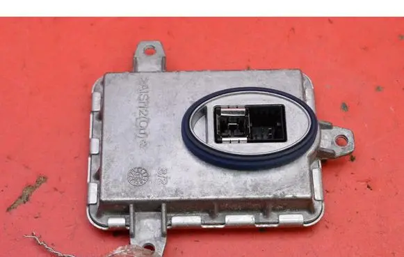 BMW Z4 E89 Voltage converter/converter module 7317408