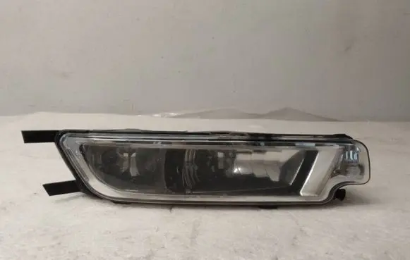 Volkswagen PASSAT B8 Front fog light 3G0941661E 1NA01183901