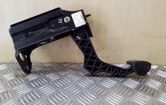 Clutch pedal