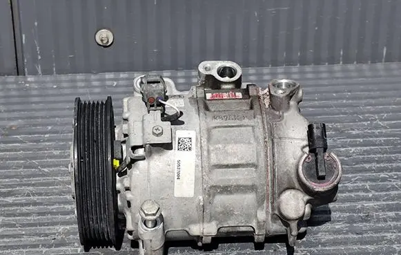 Alfa Romeo Stelvio Air conditioning (A/C) compressor (pump) 50537004