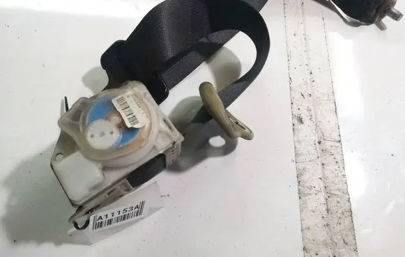 Nissan Tiida C11 Rear seatbelt 