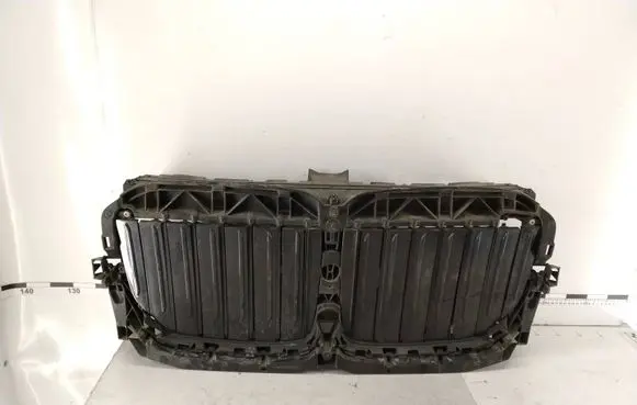 BMW X5 G05 Intercooler air guide/duct channel 22677510 5113