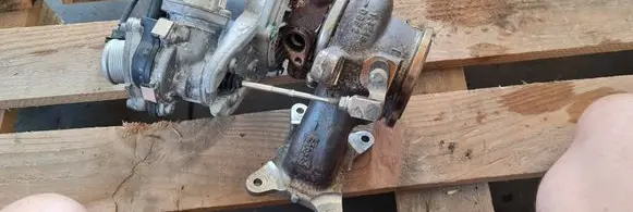 Audi Q3 F3 Turbo 06K145874S 2110250834