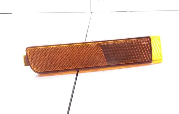 Pontiac Trans Sport Front reflector 16517368 16522004