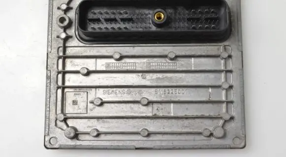Ford Focus Engine control unit/module 4M5112A650HC