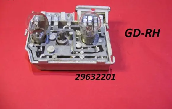 Audi 80 90 B3 Tail light bulb cover holder 29632201