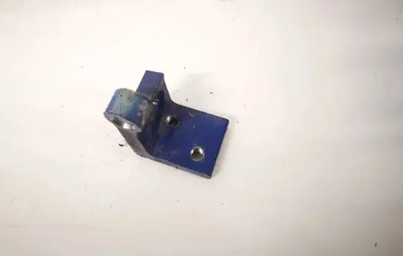 Seat Altea Rear door lower hinge 5p0833402a