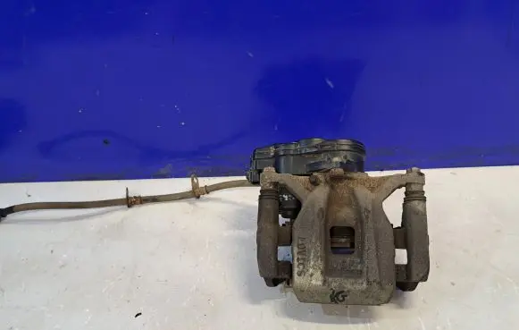 Lexus RX 450H Rear brake caliper REARLEFTCALIPER