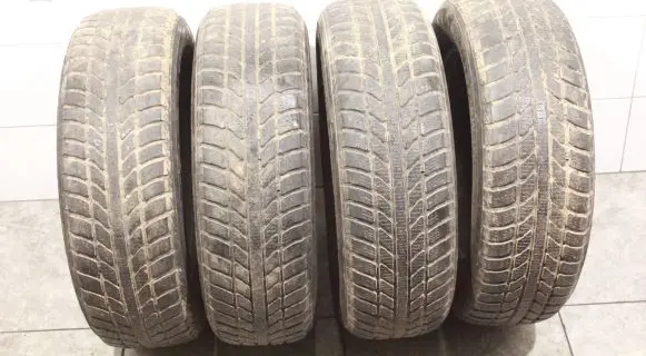 Mercedes-Benz E W211 R12 summer tire 