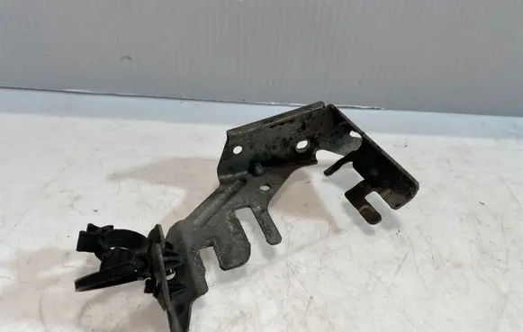 Audi A6 C7 Other engine bay part 06E971497N 06E971497