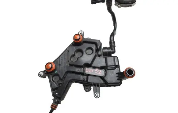 Mercedes-Benz C AMG W205 Oil breather separator A1770780219
