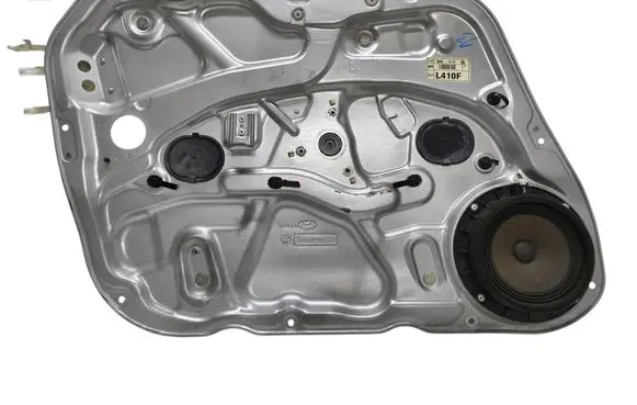 Hyundai i30 Front window lifting mechanism without motor L410F