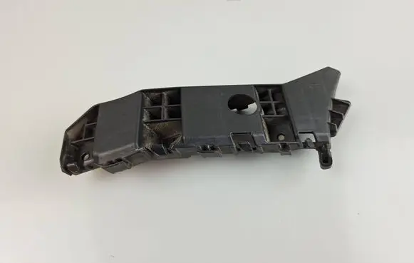 Hyundai Santa Fe Fender mounting bracket 86553S1500