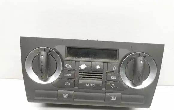 Audi A3 S3 8P Climate control unit 8P0820043B
