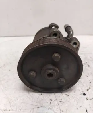 Renault Scenic I Power steering pump 26058572 7700417308 7700415198