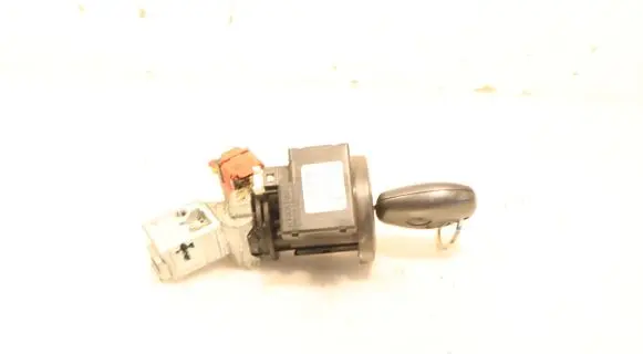 Renault Master III Ignition lock