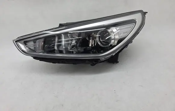 Hyundai i30 Headlight/headlamp G4921-21030