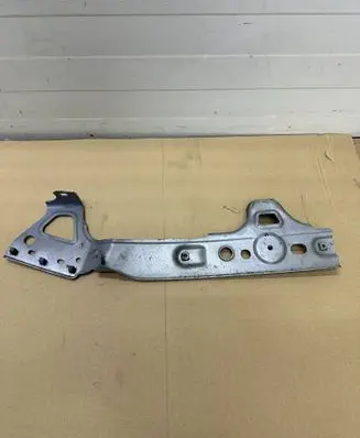 Volkswagen Arteon Fender mounting bracket 3G8821142R