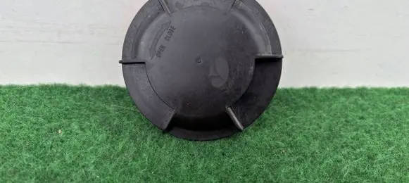 Ford Focus Headlight/headlamp dust cover autoluxparts