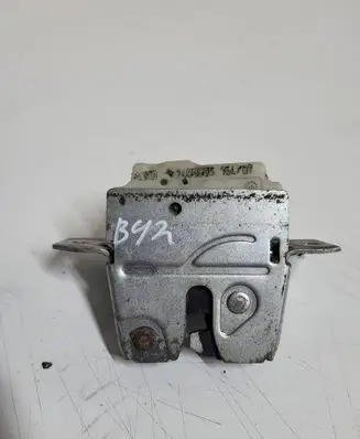 Tailgate/trunk/boot lock/catch/latch
