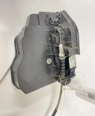 BMW 5 F10 F11 Front door lock 7202145
