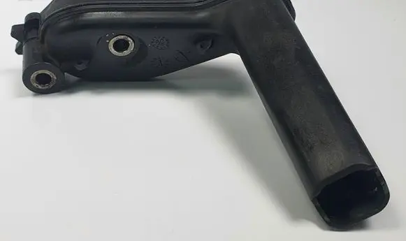Mazda 5 Oil sump strainer pipe L827