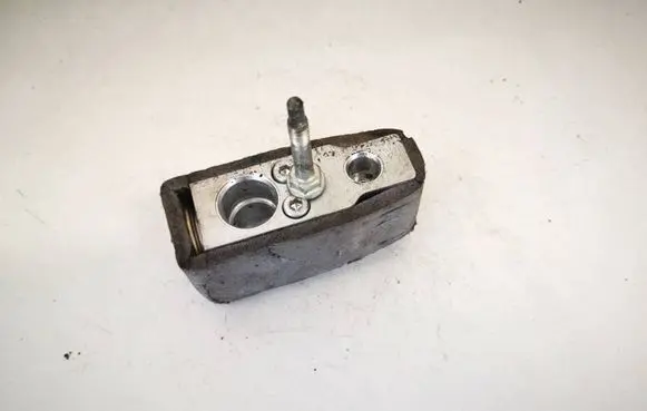 Air conditioning (A/C) expansion valve