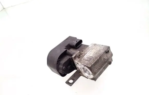 Porsche Taycan 9J1 Air conditioning (A/C) expansion valve 4M0816682E