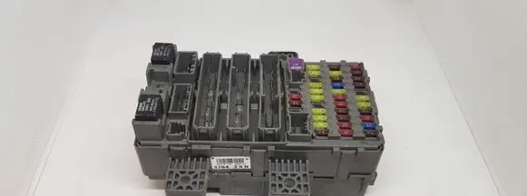 Honda Civic Fuse module 37842RN 2RN1PY2S