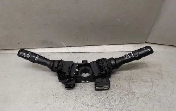 Lexus IS 220D-250-350 Wiper turn signal indicator stalk/switch 17F154 173832 17F111