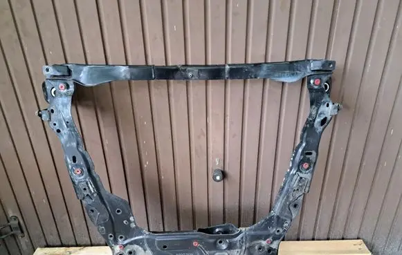 Volvo V60 Front subframe 31406810 31406335