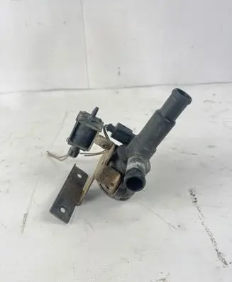 Volkswagen Multivan T4 Turbo solenoid valve 028906283