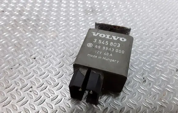 Volvo 850 Fuel pump relay 899983000