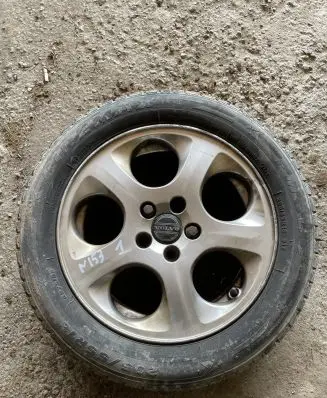 R16 alloy rim