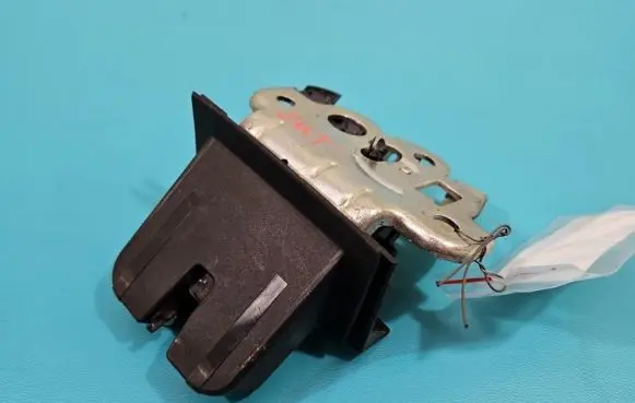 Skoda Superb B6 (3T) Tailgate/trunk/boot lock/catch/latch IMPRK1363251