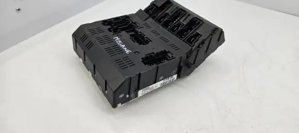 Renault Megane I Fuse module 7703297242G