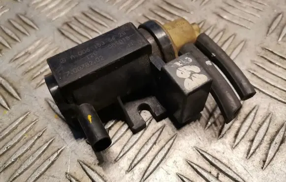 Mercedes-Benz A W169 Turbo solenoid valve 0061536628