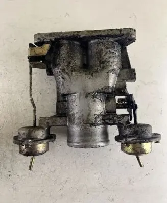 Nissan Patrol Y61 Throttle valve