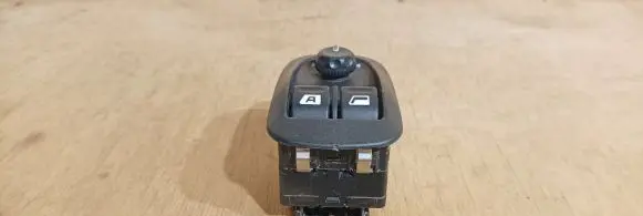 Peugeot 206 Electric window control switch DAV