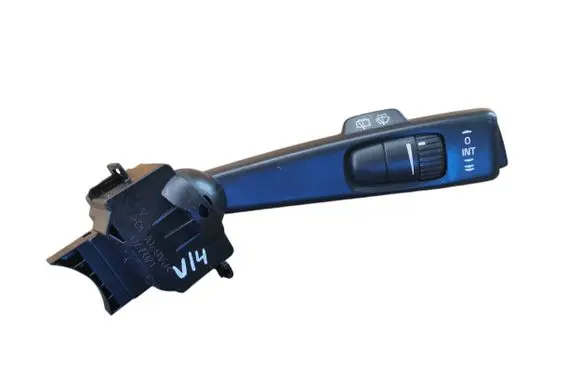 Volvo V50 Wiper control stalk 8682869