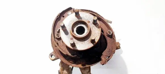 Subaru Legacy Rear wheel hub