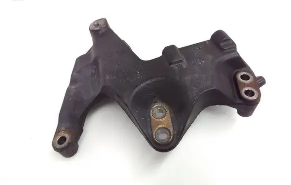 Nissan X-Trail T32 Engine mounting bracket 112319818R