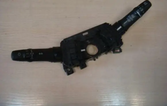 Mitsubishi Space Star Wiper turn signal indicator stalk/switch