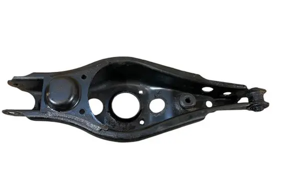 Toyota RAV 4 (XA30) Rear control arm