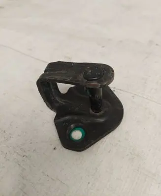 Volkswagen Caddy Sliding door lock loop/hook striker 7H0843767E