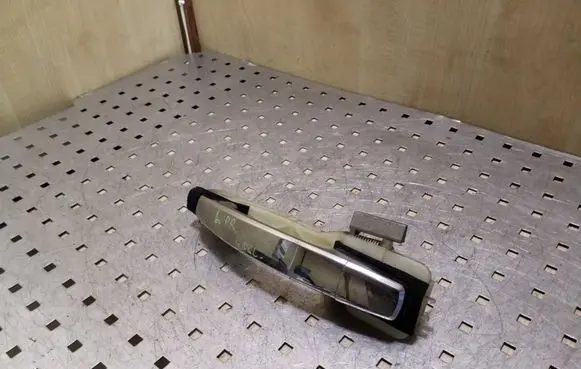 Chevrolet Captiva Front door exterior handle