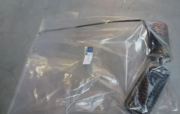 Engine coolant pipe/hose