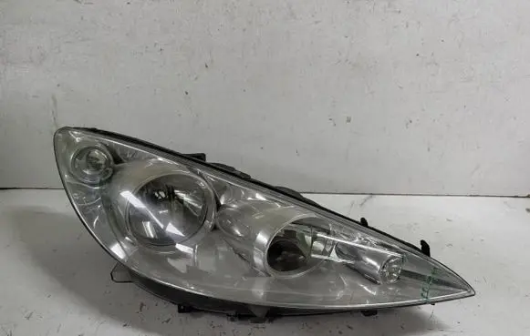 Peugeot 307 Headlight/headlamp