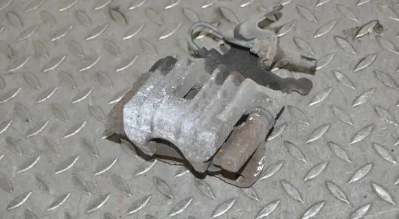 Volkswagen Scirocco Rear brake caliper